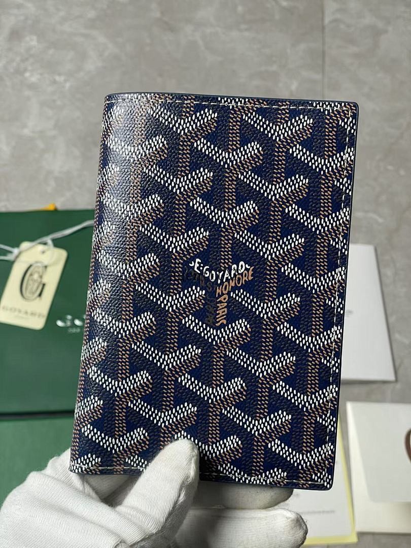 GOYARD SAINT PIERRE CARD WALLET NAVY
