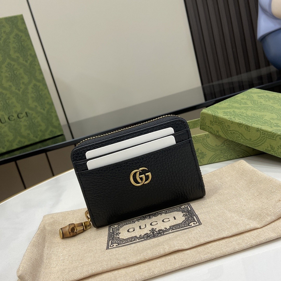 GUCCI GG MARMONT LEATHER ZIP CARD CASE WITH BAMBOO PULL
