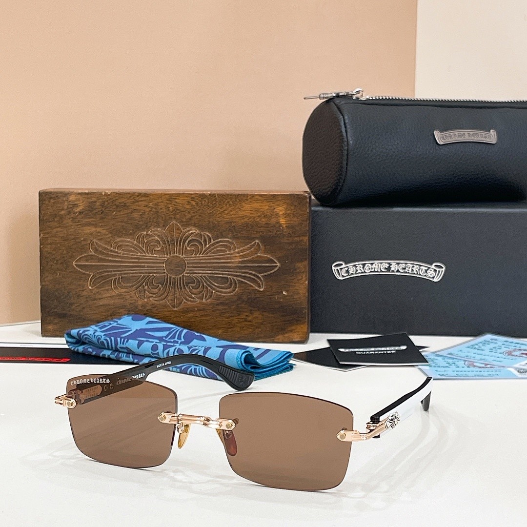 CHROME HEARTS PILLS III SUNGLASSES