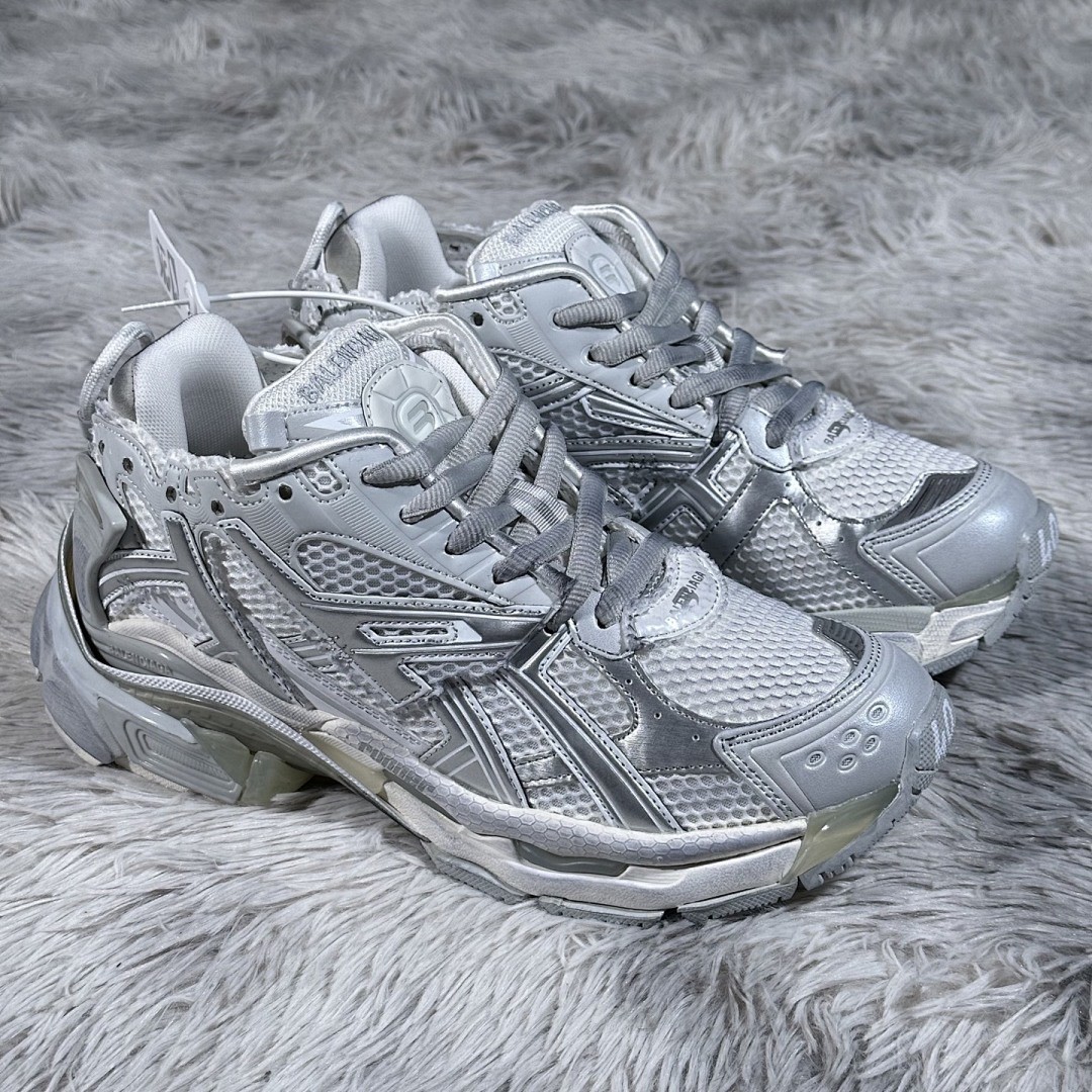 OK BATCH BALENCIAGA RUNNER METALLIC SILVER