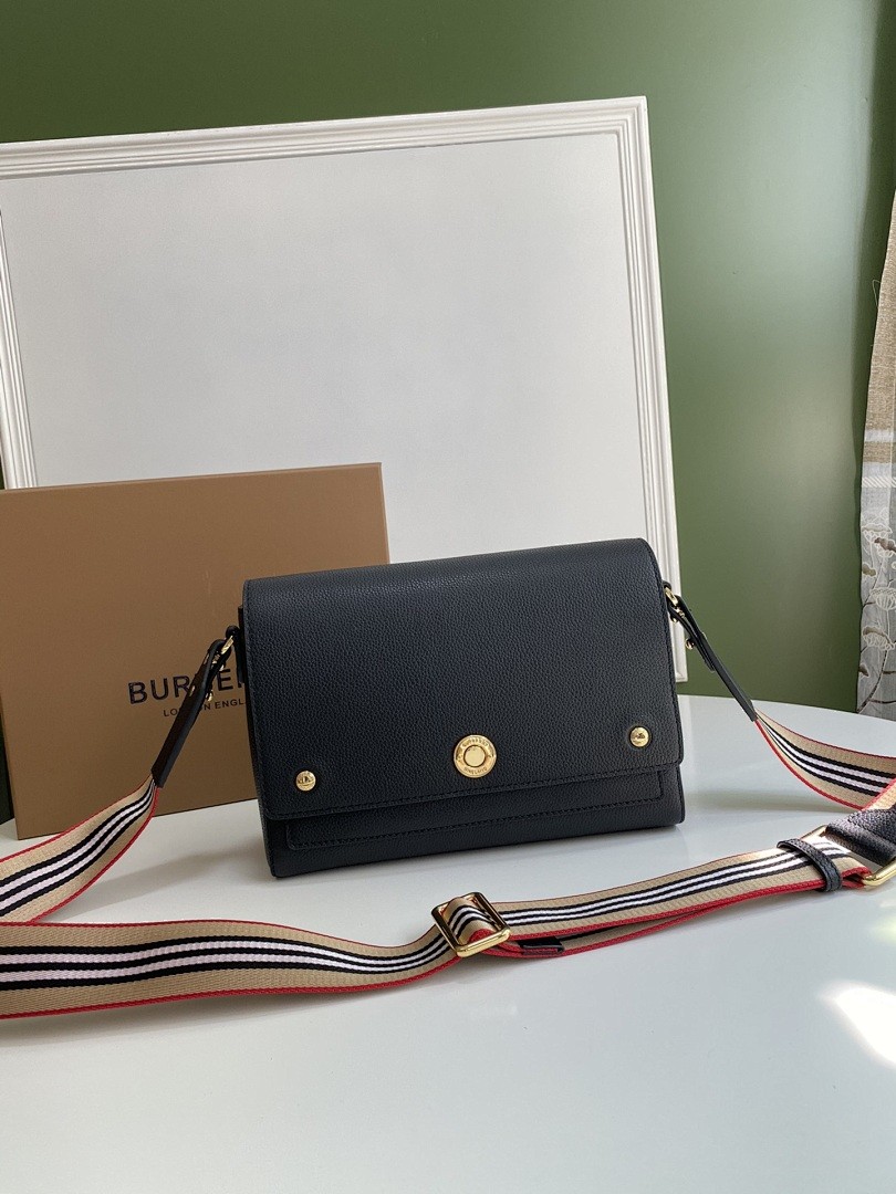 BURBERRY GRAINY LEATHER NOTE CROSSBODY BAG BLACK