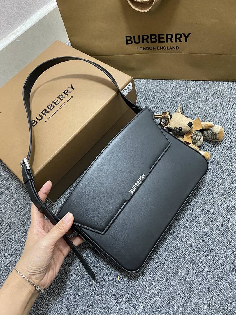 BURBERRY NOTE CROSSBODY BAG BLACK